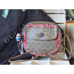 Gucci Rigate Interlocking GG Crossbody wTwilly/Patches/Charms Added Plus Dustbag